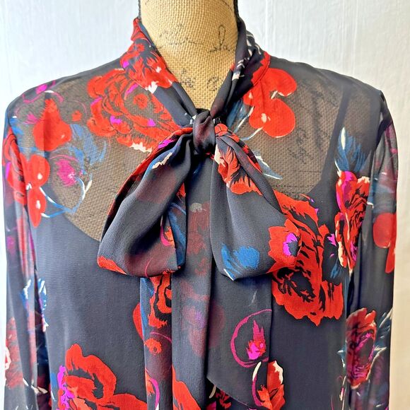 DKNY Black Red Floral Neck Bow Tie 3/4 Sleeve Semi-Sheer Blouse w/Camisole Sz M - Picture 2 of 16